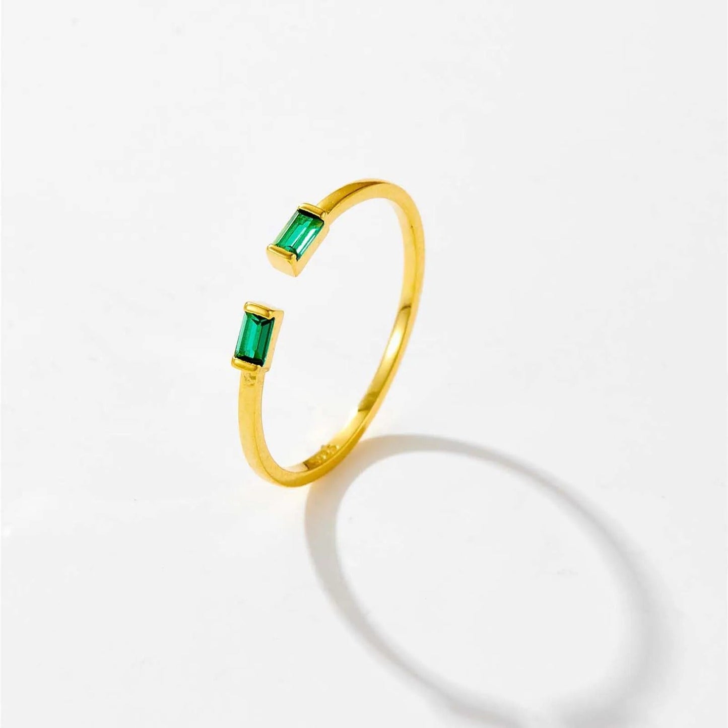 Emerald Cuff Ring (Gold)