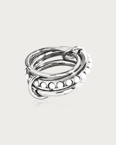 CONNECTION Triple Pearl Ring