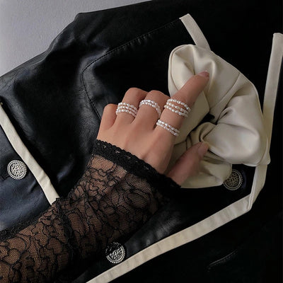 Céline Pearl Ring