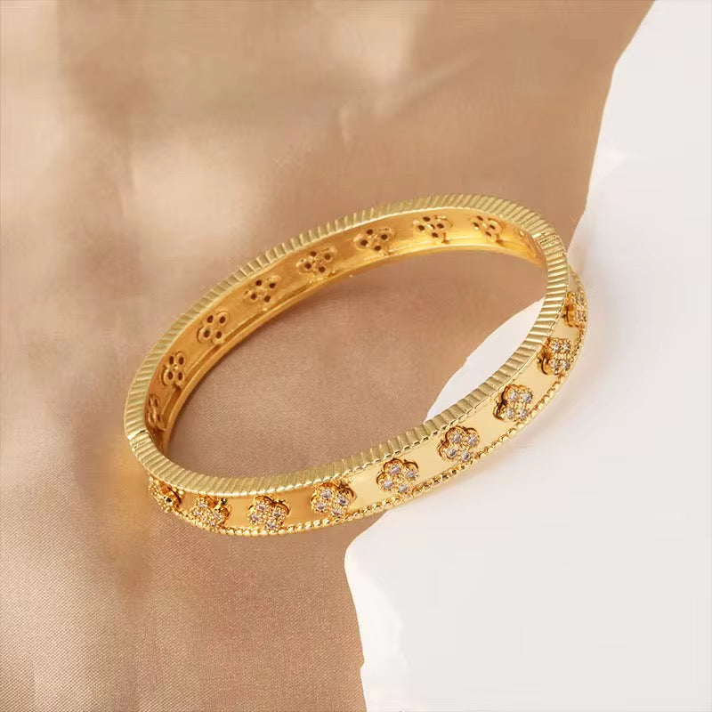 Clover 3D Bangle Bracelet