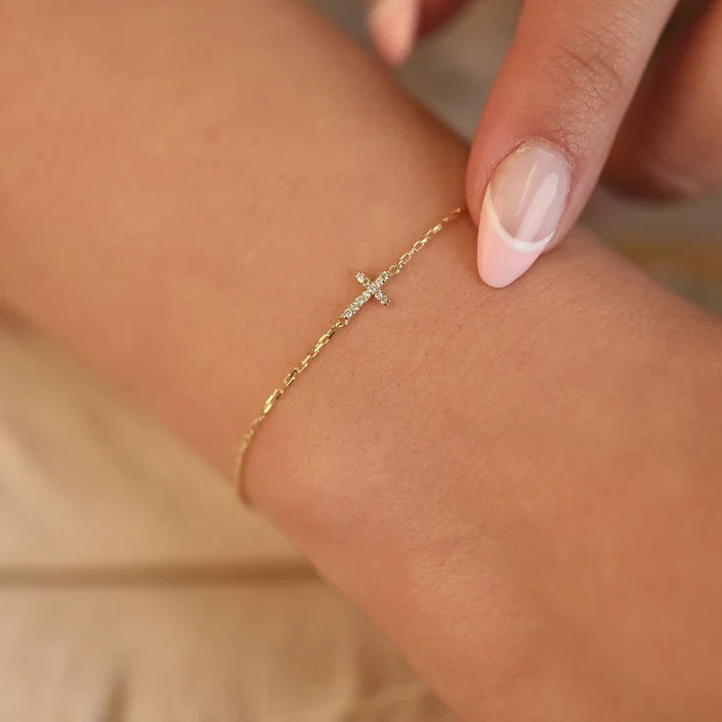 Dainty Cross Bracelet