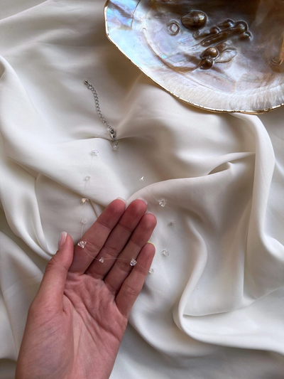 Floating Crystals Necklace