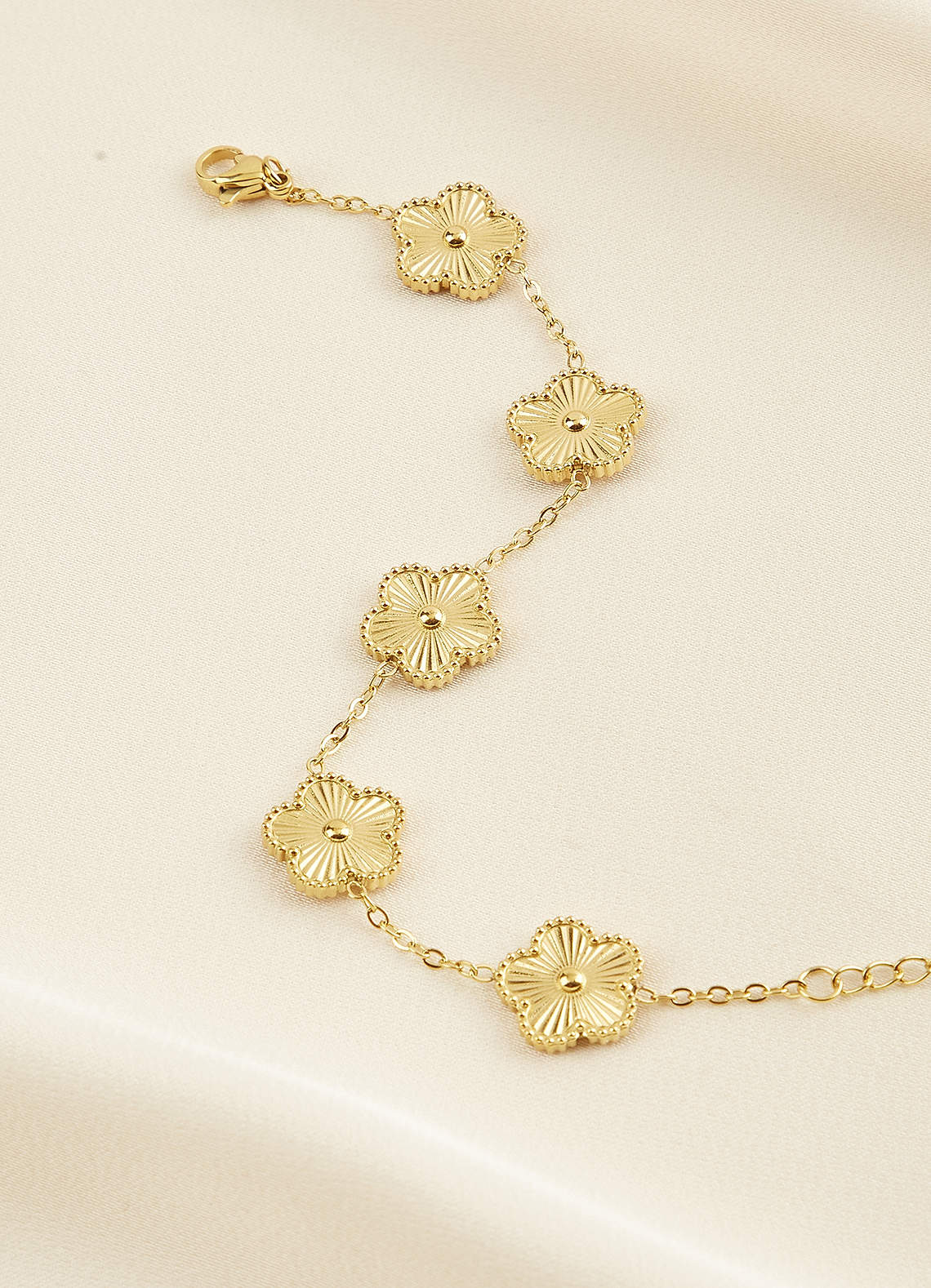 Flower Clover Bracelet