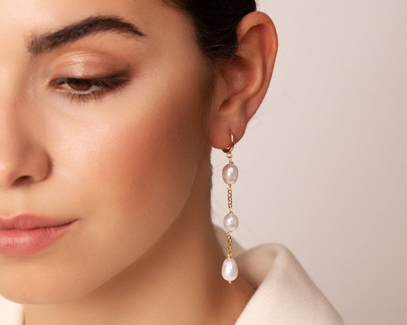 Gina Pearl Earrings