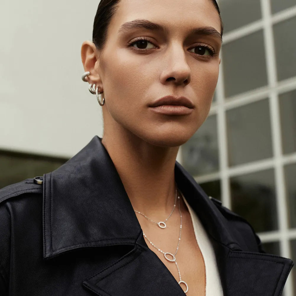 Minimalist Tie Y Shape Circle Necklace