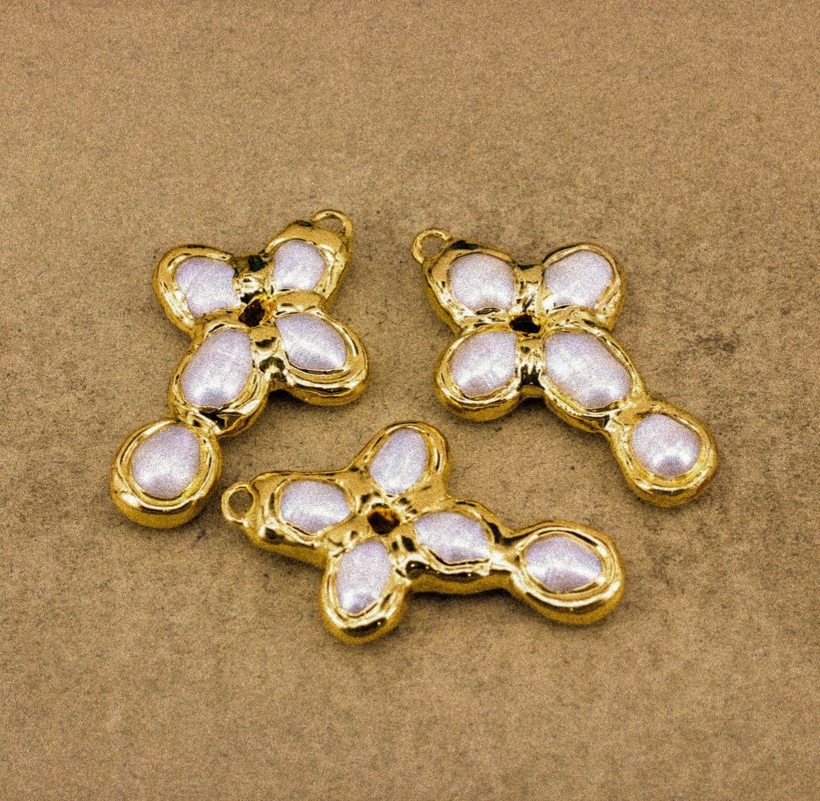 Molten Cross Earrings - Natural Pearl