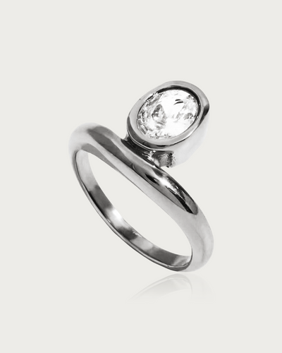 Oval Diamante Ring