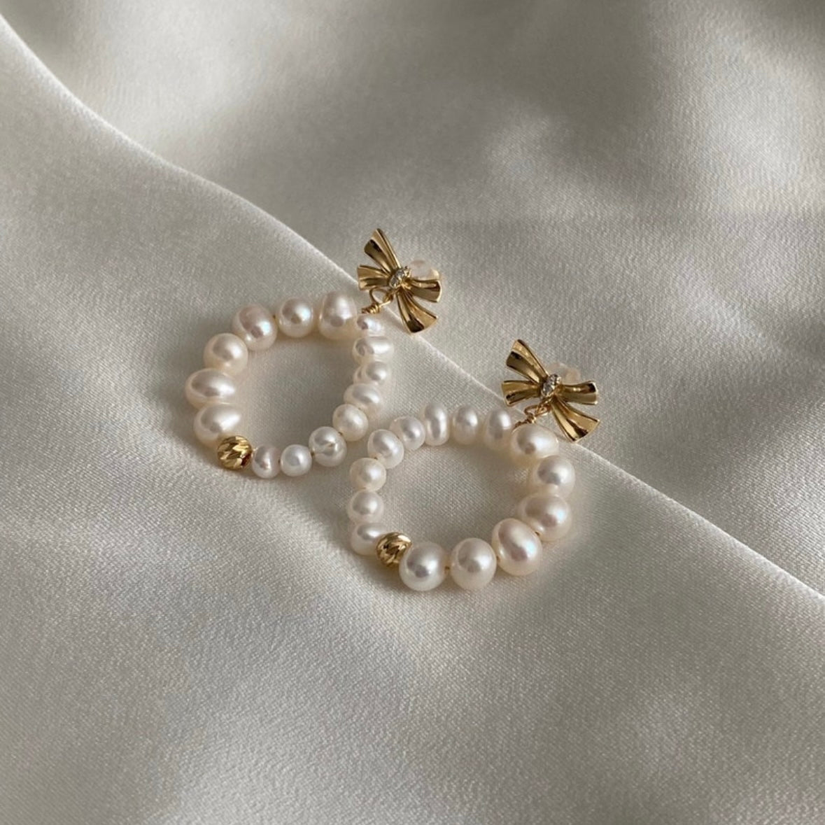 Pearl Bow Tie Hoops