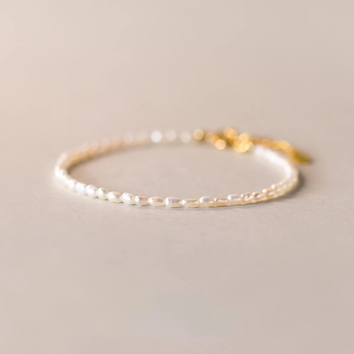 Tiny Pearl Bracelet