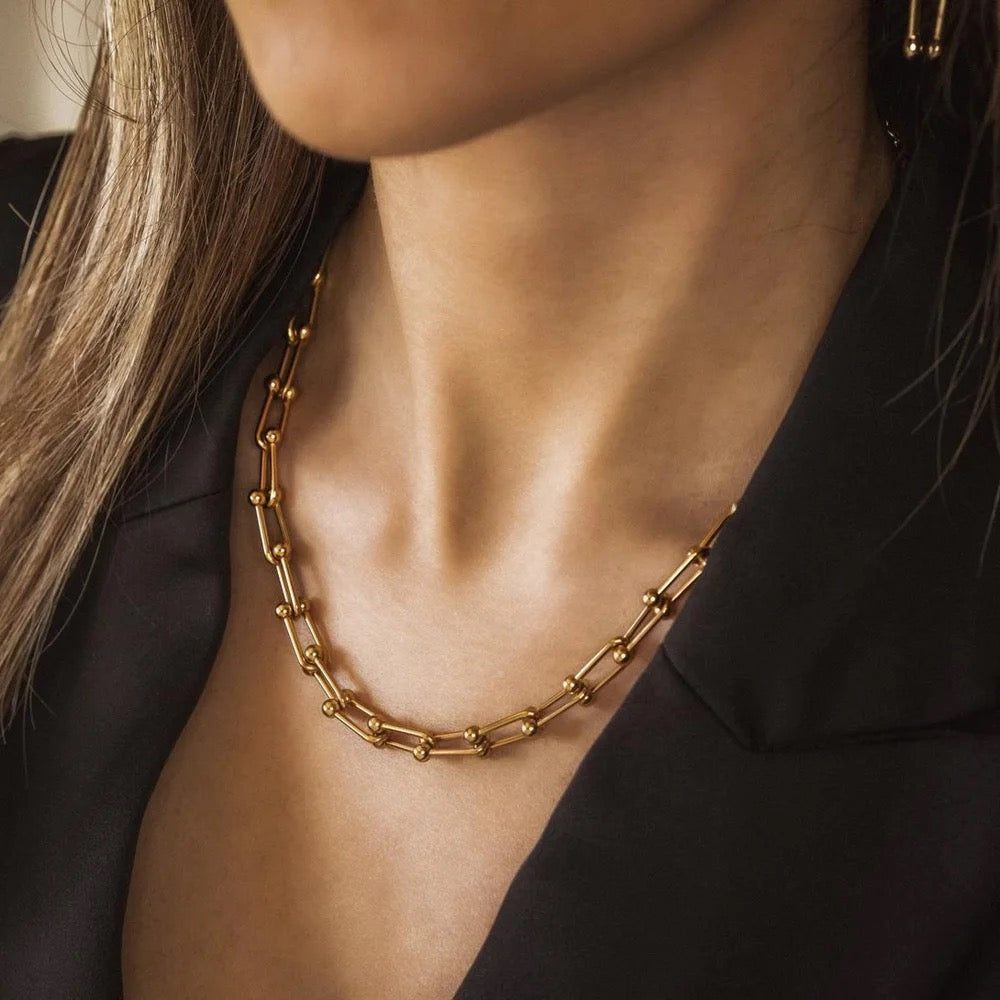 U-Shape Horse Shoe Chain