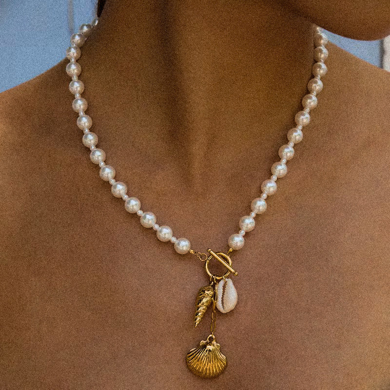 Y-Shape Shell Clasp Necklace