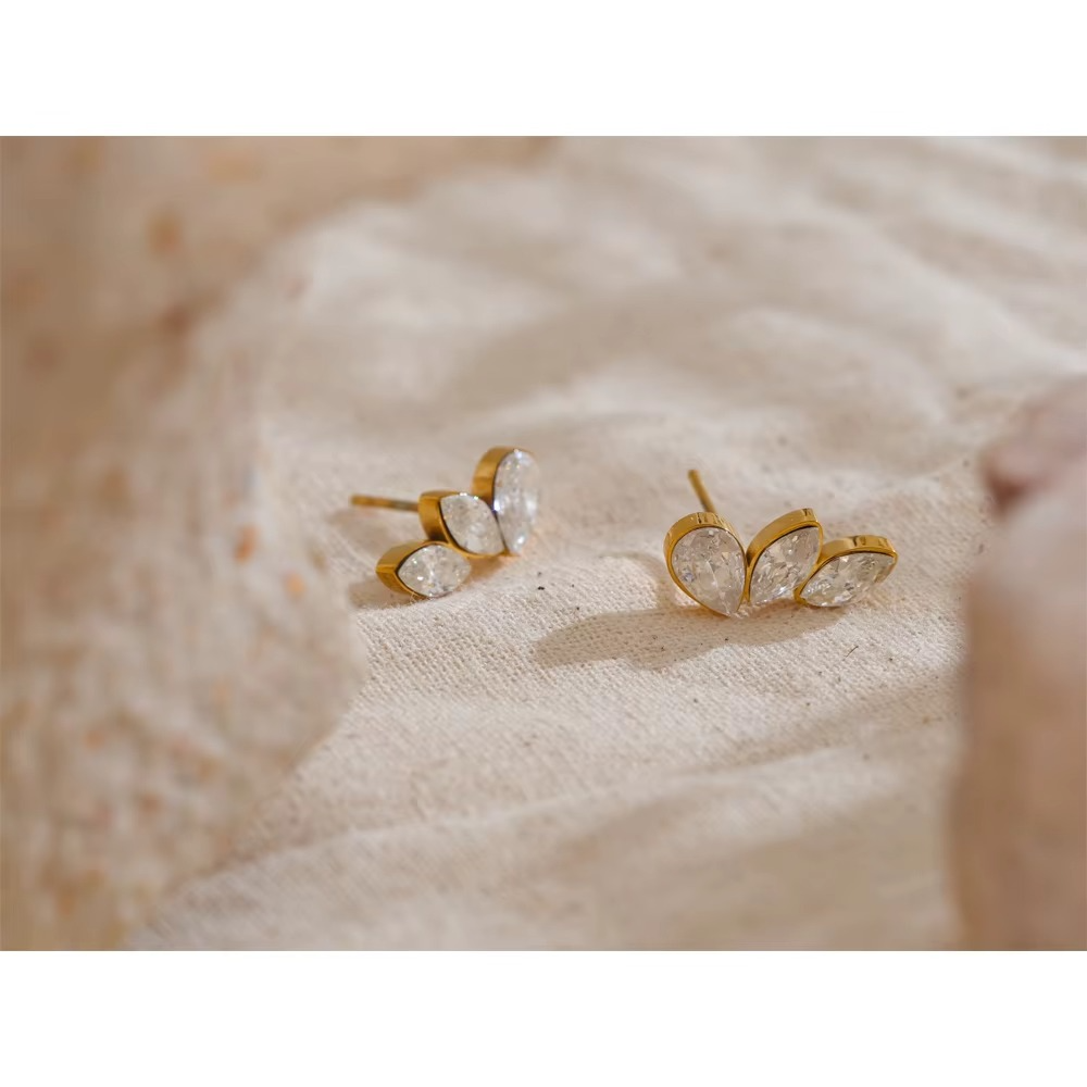 Petaline Stud Earring